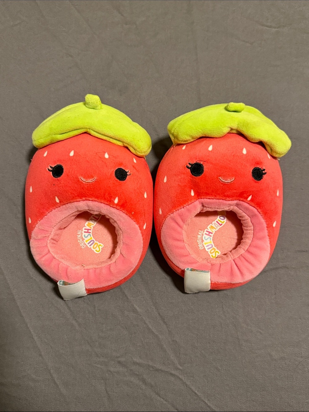 Squishmallows Cute Strawberry Plush Slippers - Pink + Green - Toddler Size 7/n8